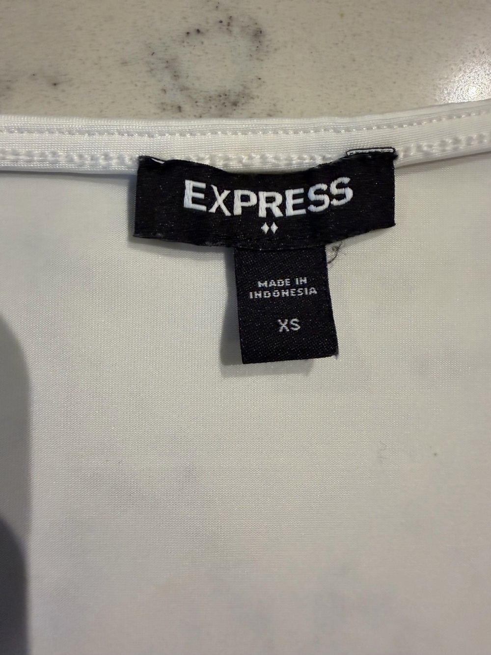 Express V-Neck Sleeveless Women's Sleeveless Shirt White - XS - Picture 5 of 5